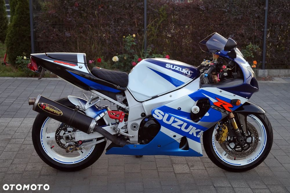 Suzuki GSX-R - 6