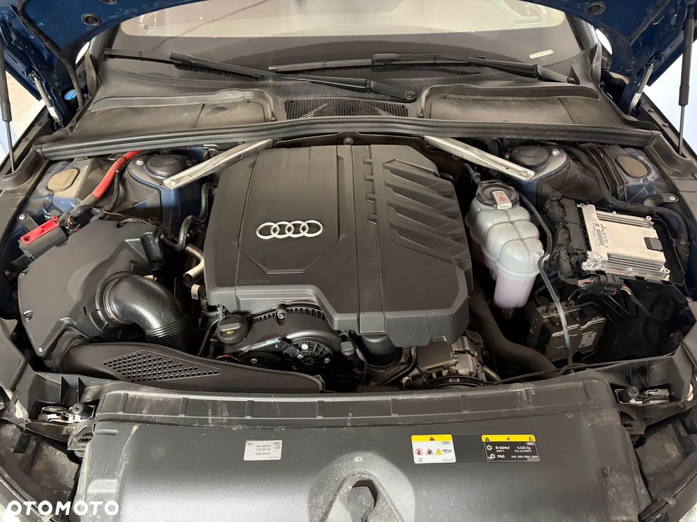 Audi A4 Limousine - 12