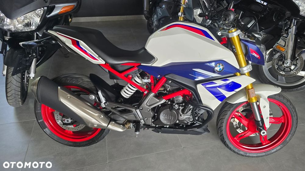 BMW G - 33