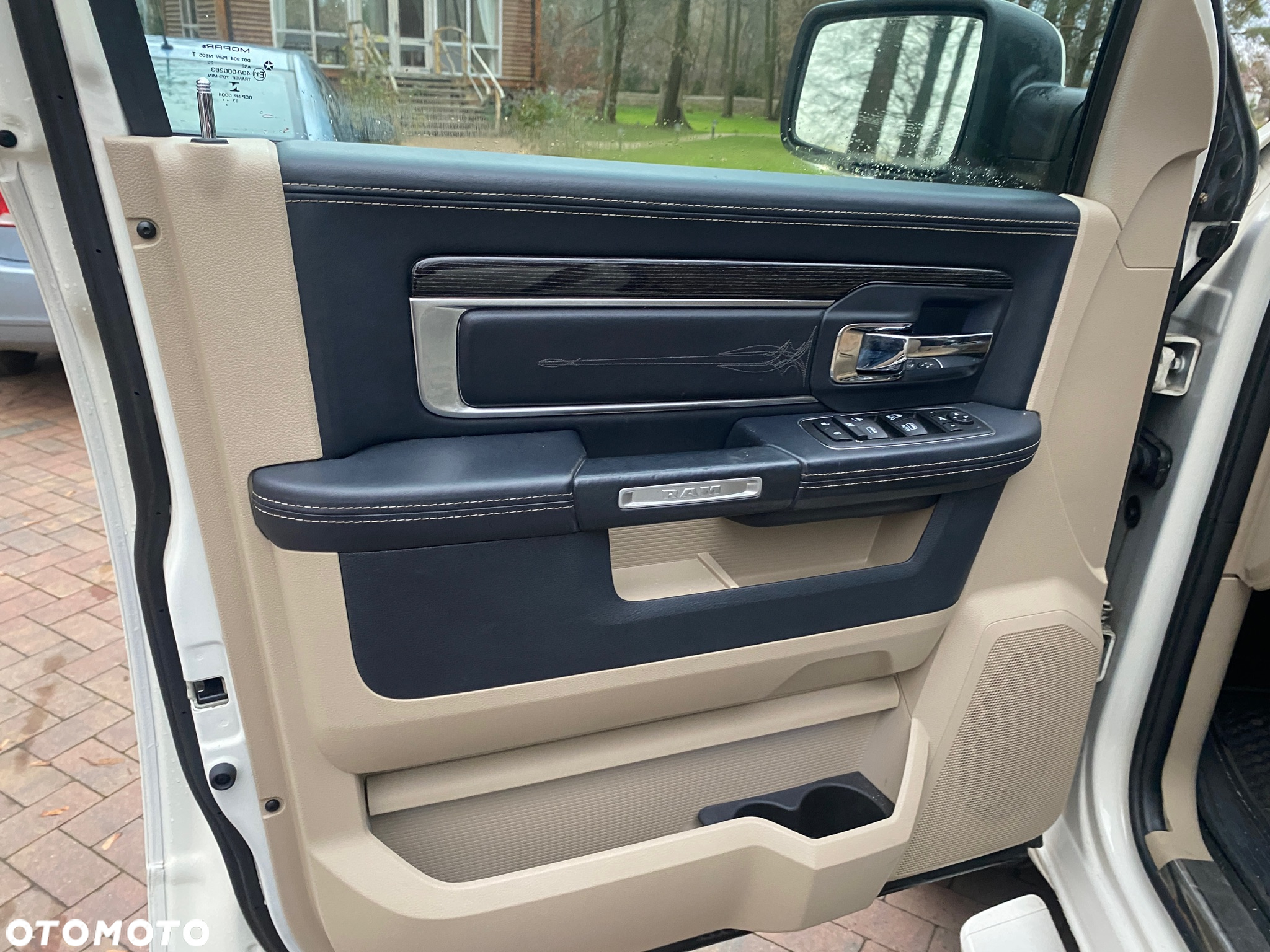 RAM 1500 5.7 eTorque Crew Cab Shortbed Longhorn Sport - 25