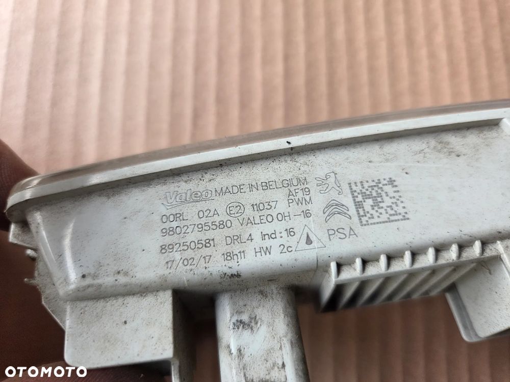 Światło do jazdy dziennej DRL LED lewy Peugeot Expert III - 4