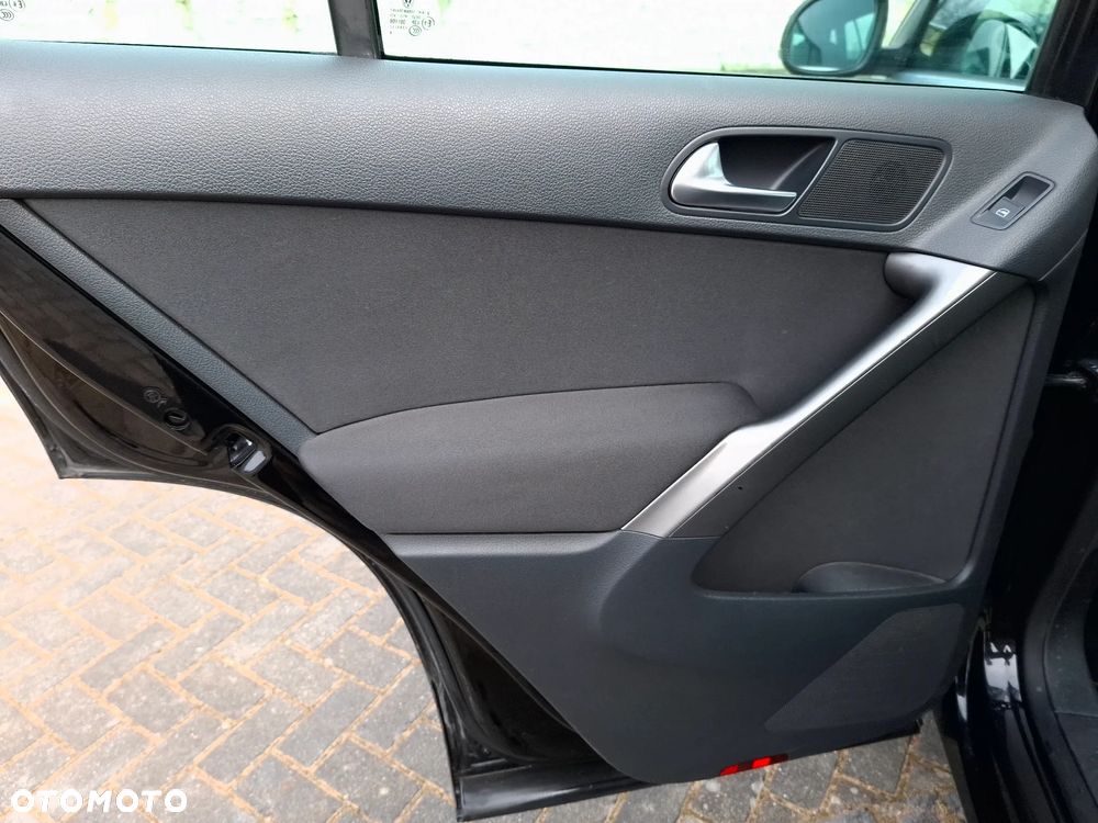 Volkswagen Tiguan 2.0 TDI DPF 4Motion Sport & Style - 26