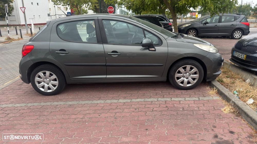 Peugeot 207 1.4 16V Trendy - 2