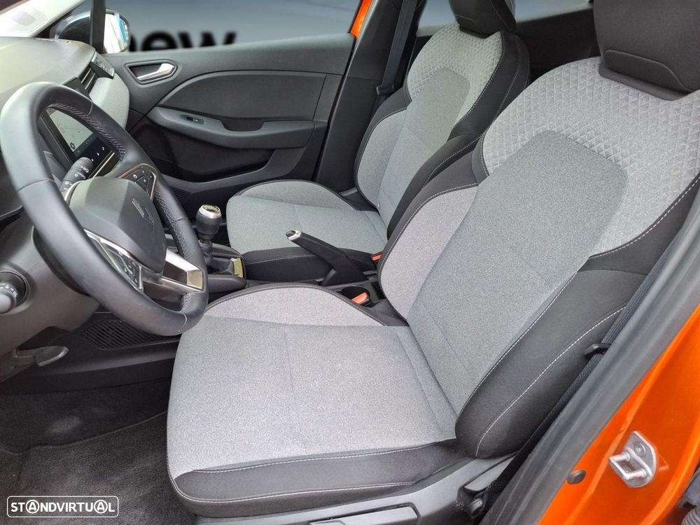 Renault Clio 1.0 TCe Evolution Bi-Fuel - 10