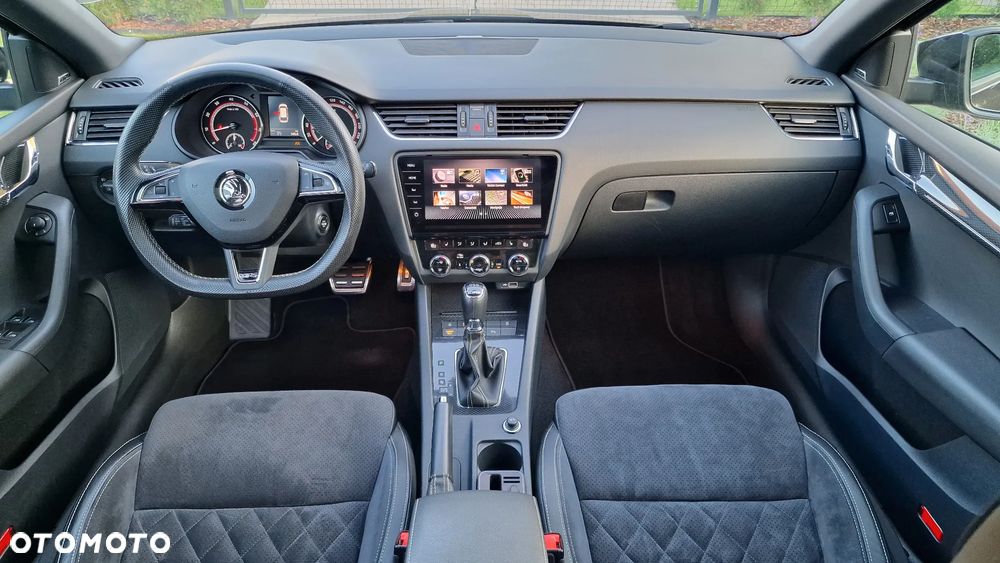 Skoda Octavia 2.0 TSI RS Challenge 245 DSG - 12