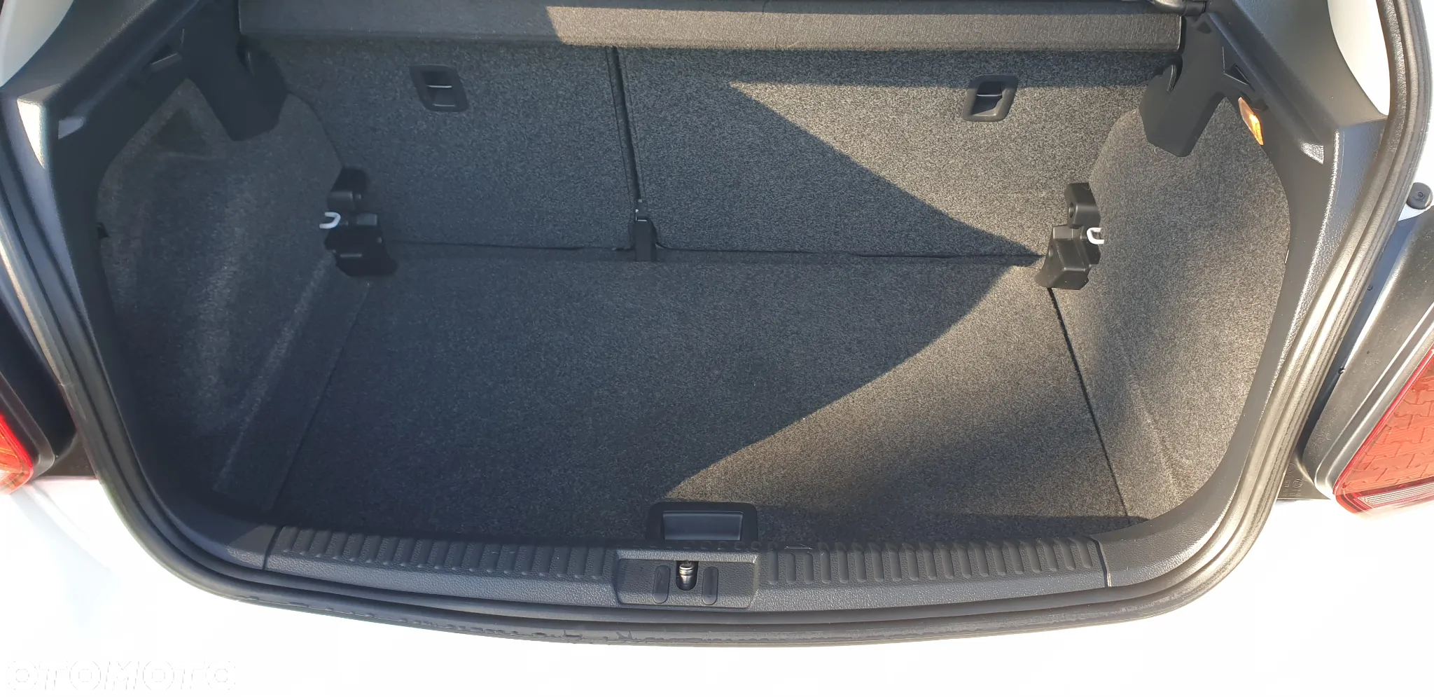 Volkswagen Polo 1.0 Lounge - 23