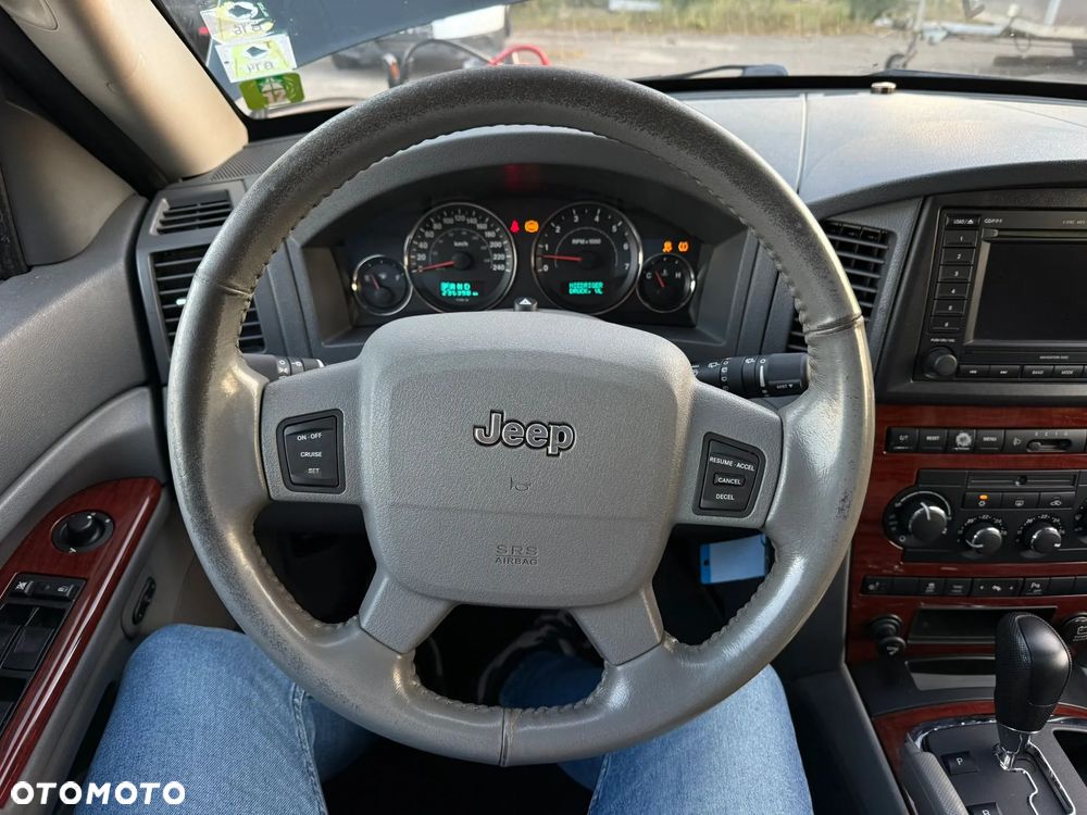 Jeep Grand Cherokee 5.7 V8 HEMI Automatik Overland - 17