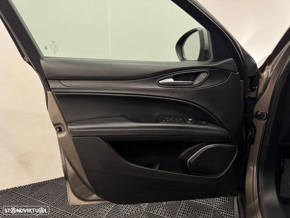Alfa Romeo Stelvio 2.2 D Super AT8 - 55