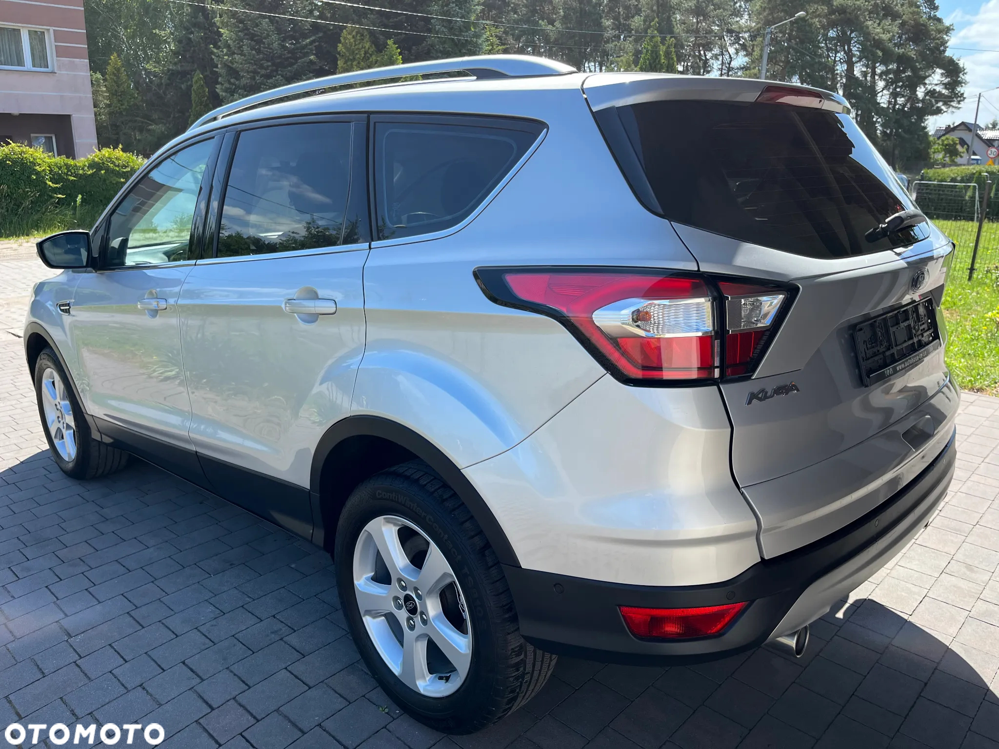 Ford Kuga 2.0 TDCi 2x4 Titanium - 11