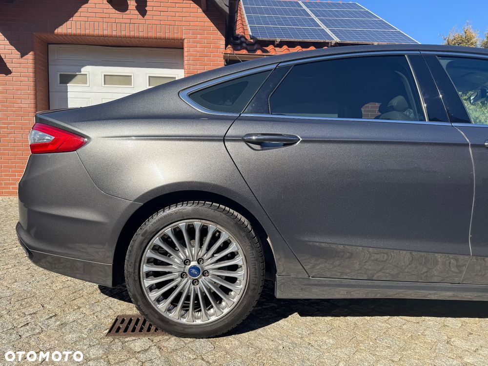 Ford Mondeo 2.0 EcoBoost Titanium - 24