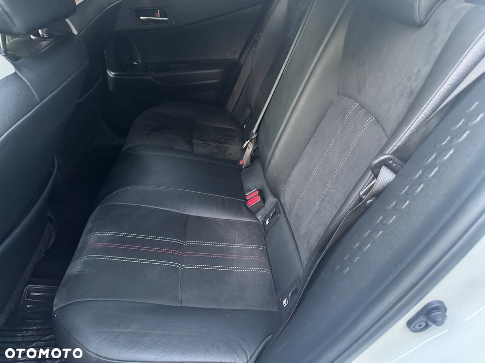 Toyota C-HR 2.0 Hybrid GR Sport - 26