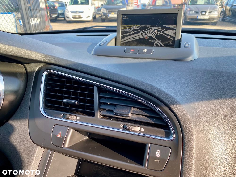 Peugeot 5008 2.0 HDi Active 7os - 9