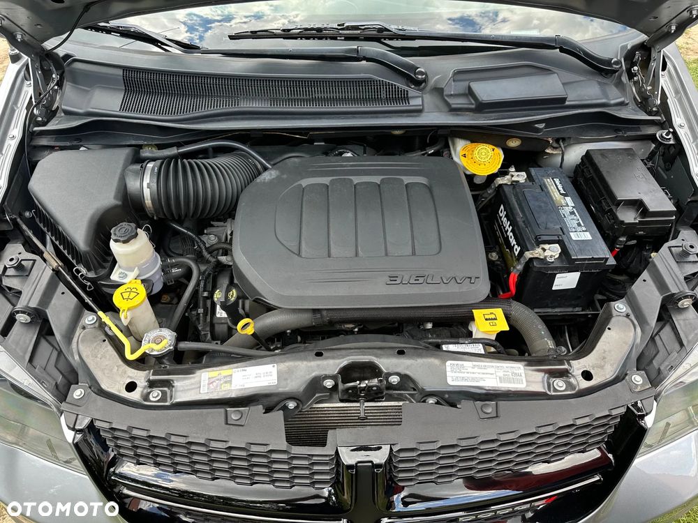 Dodge Grand Caravan 3.6 R/T - 6