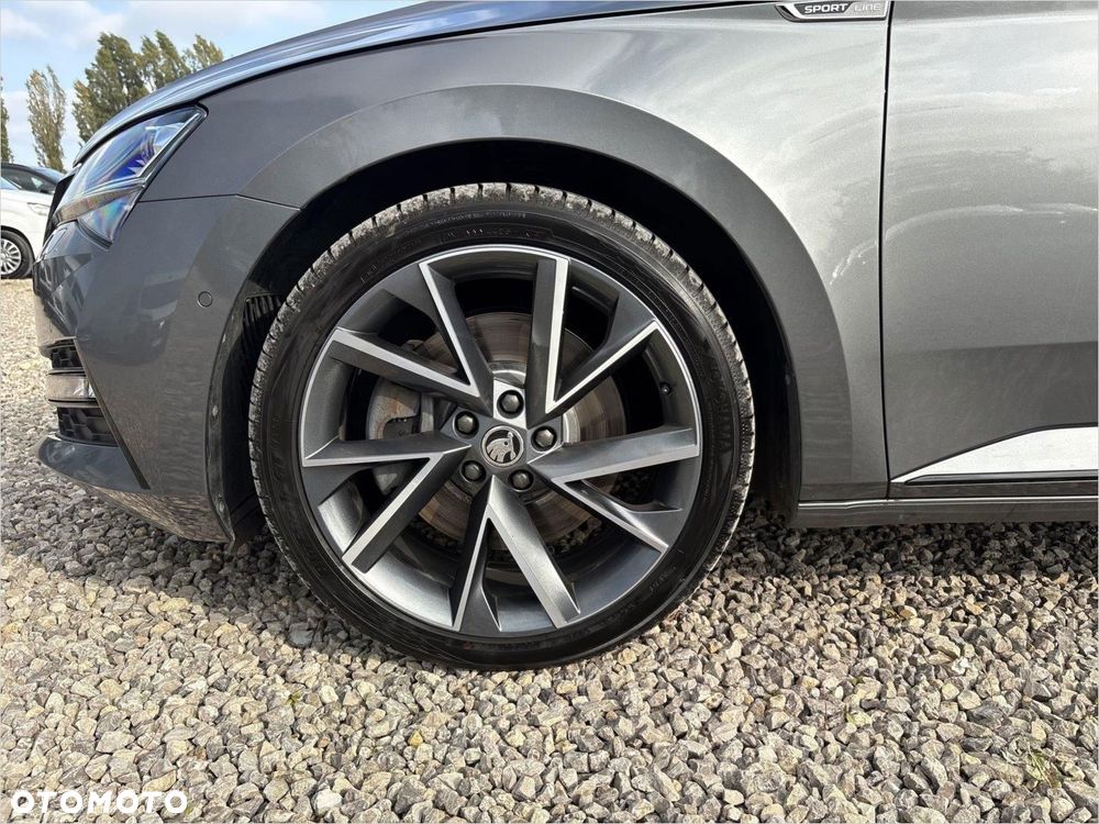 Skoda Superb 2.0 TSI 4x4 Sportline DSG - 17