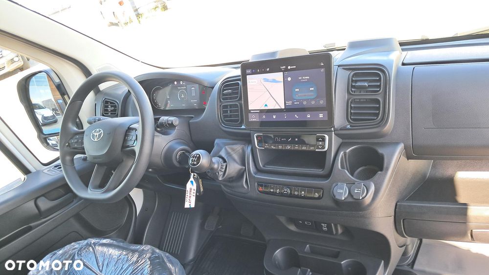 Toyota Proace MAX - 20