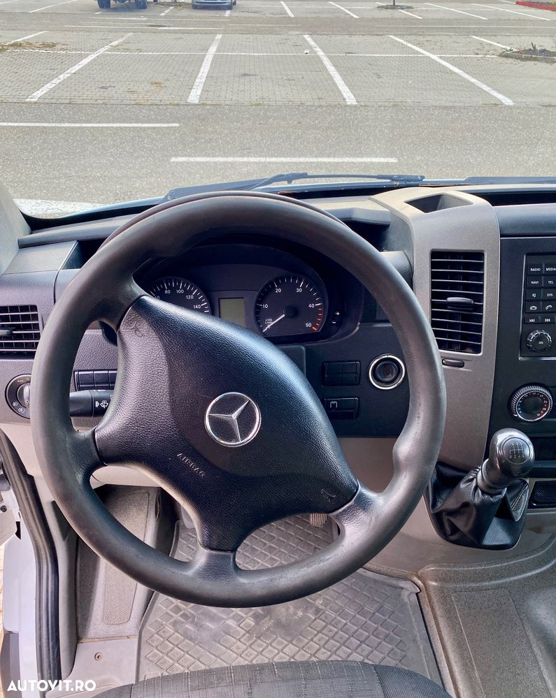 Mercedes-Benz Sprinter - 8