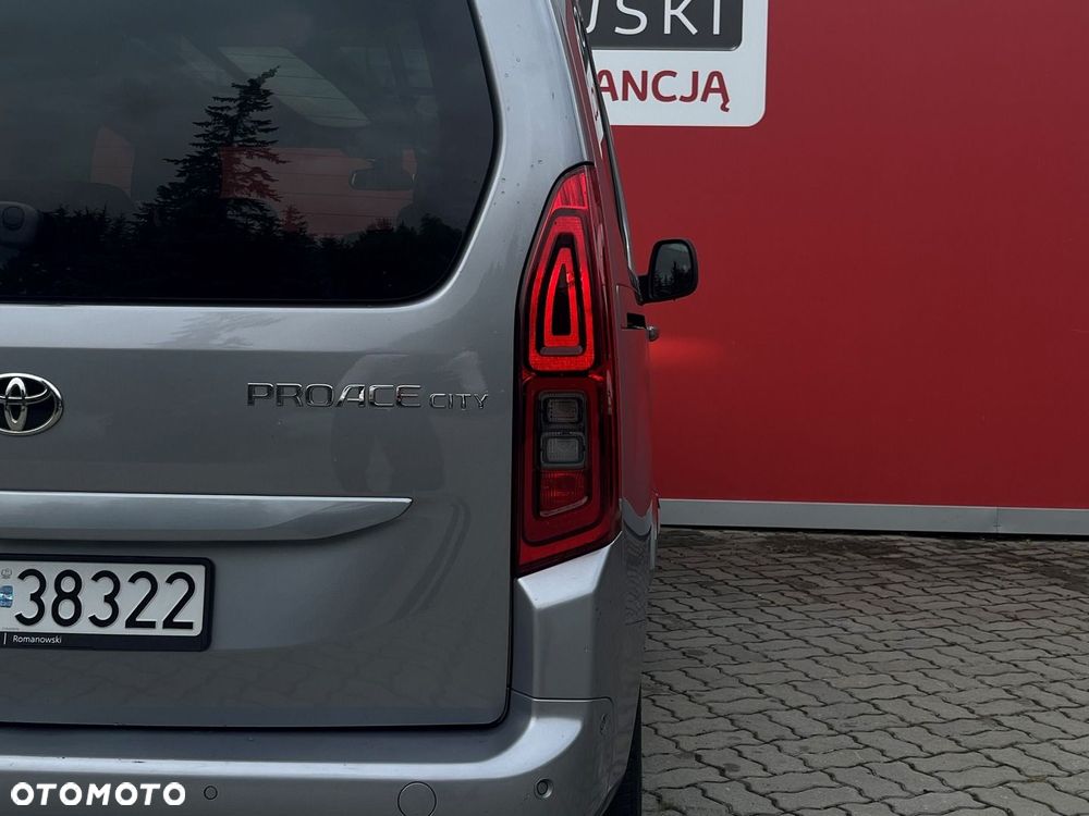 Toyota Proace City Verso 1.5 D-4D Family - 10