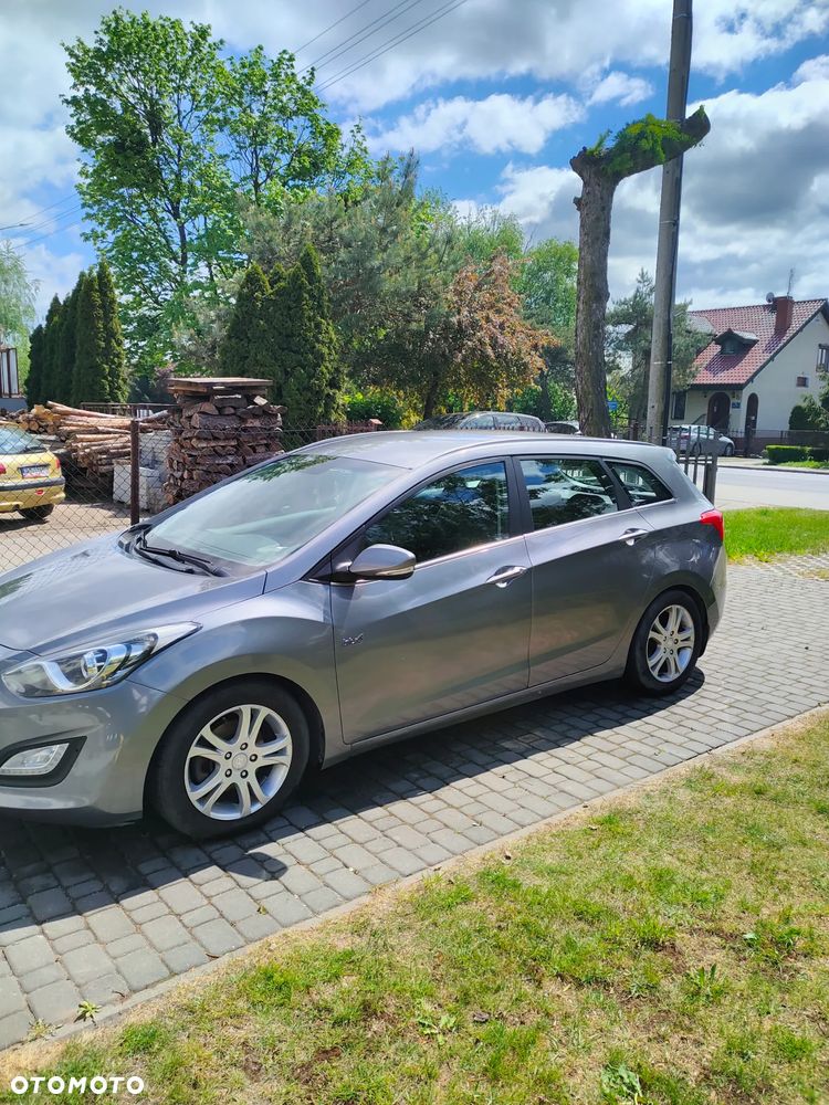 Hyundai i30 blue 1.6 CRDi Classic - 8