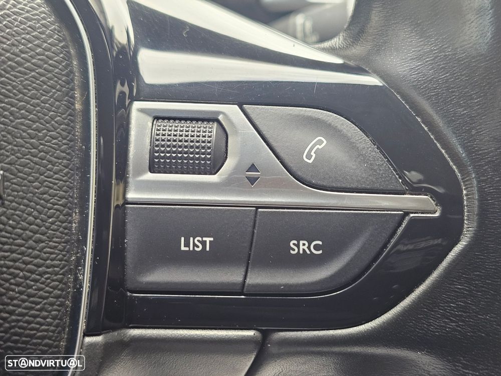 Peugeot 3008 1.2 PureTech Active - 22