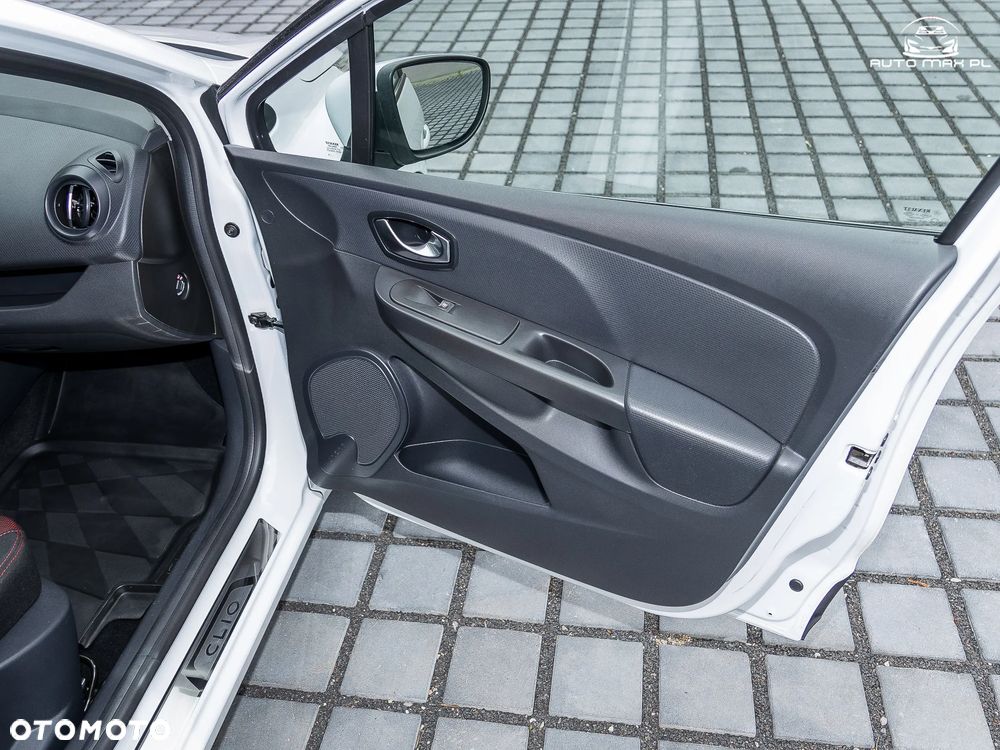 Renault Clio 1.2 16V 75 Life - 25