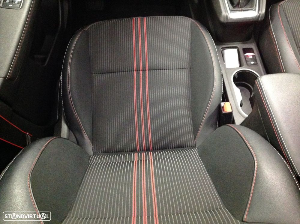 Renault Captur 1.0 TCe RS Line - 42