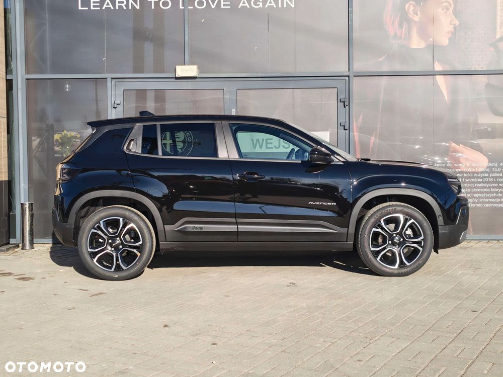 Jeep Avenger 1.2 T3 mHEV Summit FWD eDCT6 - 26