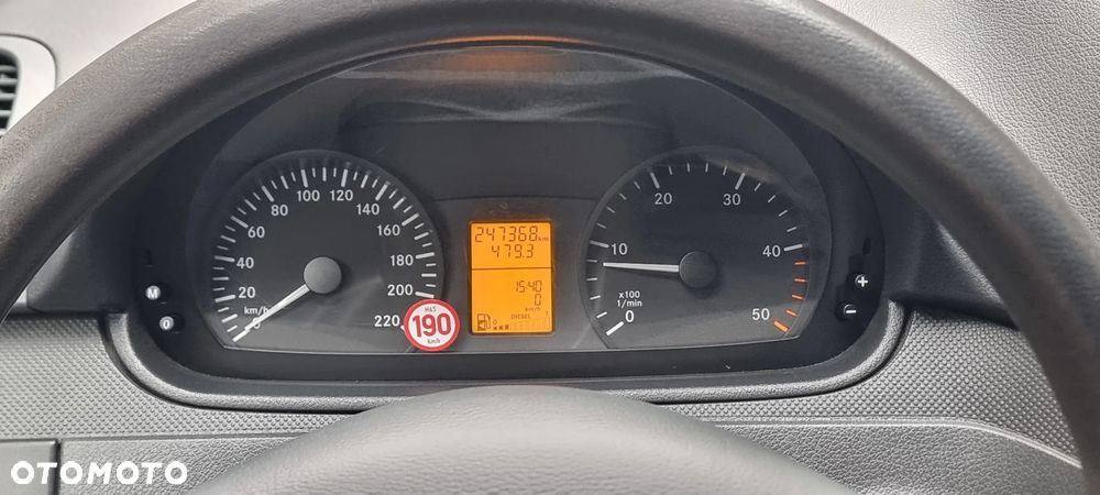 Mercedes-Benz Vito - 24