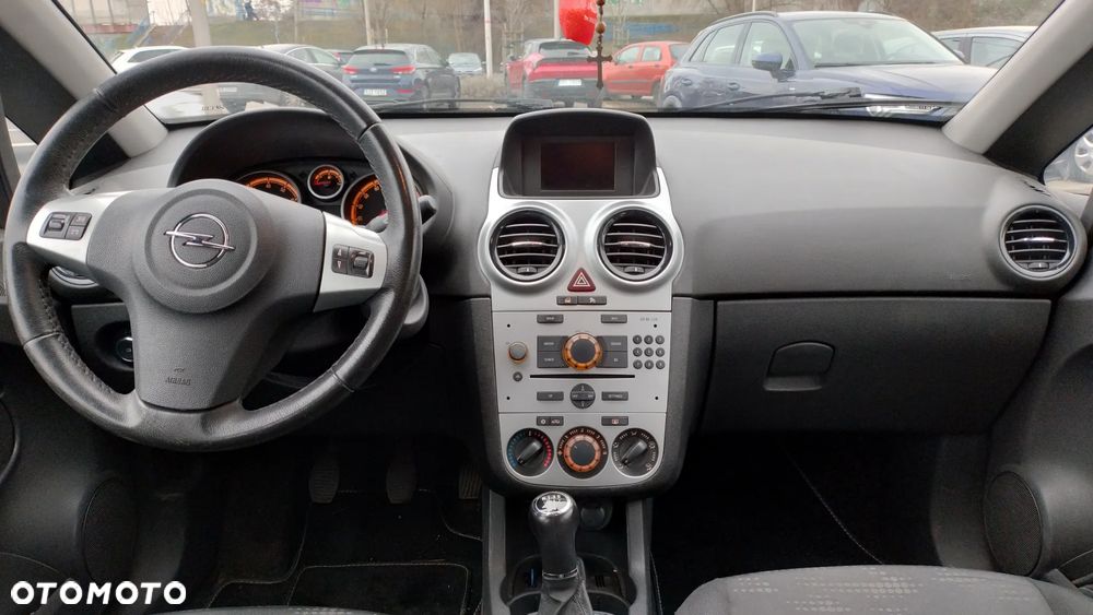 Opel Corsa 1.2 16V Enjoy - 5