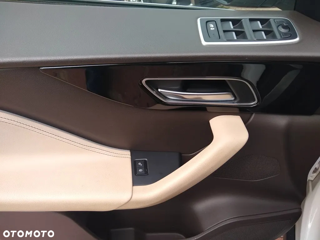 Jaguar F-Pace 2.0 i4D AWD Prestige - 6