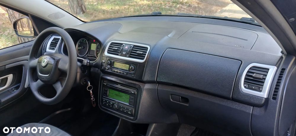 Skoda Roomster 1.4 MPI Elegance PLUS EDITION - 14