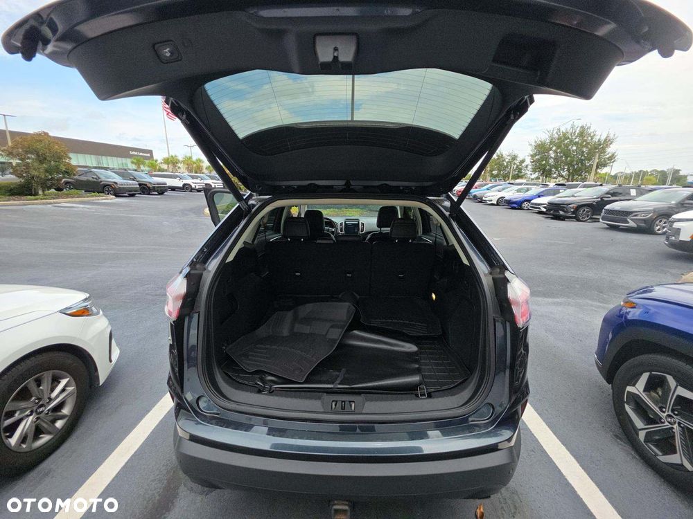 Ford Edge - 5
