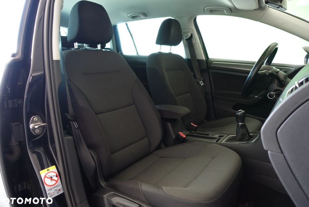 Volkswagen Golf 1.2 TSI BlueMotion Technology Comfortline - 17