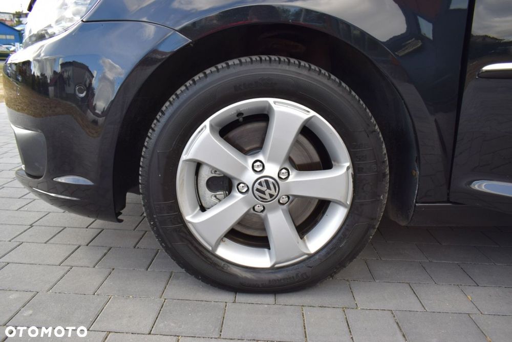 Volkswagen Touran - 36