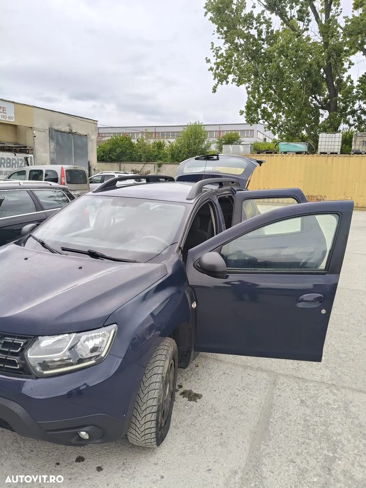 Dacia Duster 1.6 SCe 4WD Comfort - 6