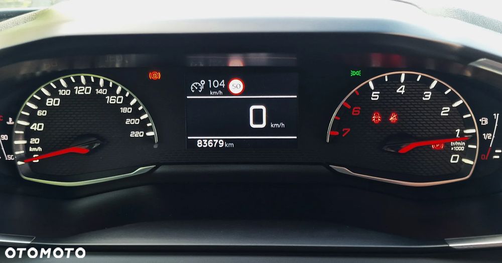 Peugeot 2008 BlueHDi 110 Allure - 35