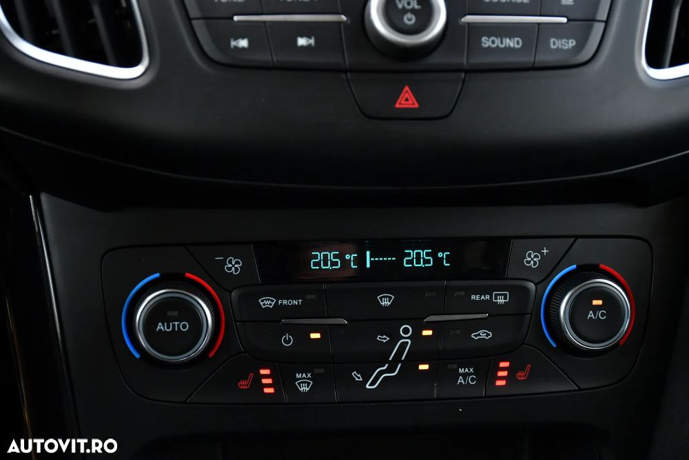 Ford Focus 1.5 TDCi DPF Start-Stopp-System Titanium - 17