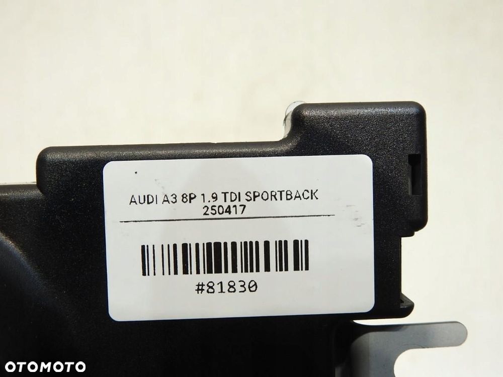 WZMACNIACZ ANTENY AUDI A3 8P 8P4035225D - 7