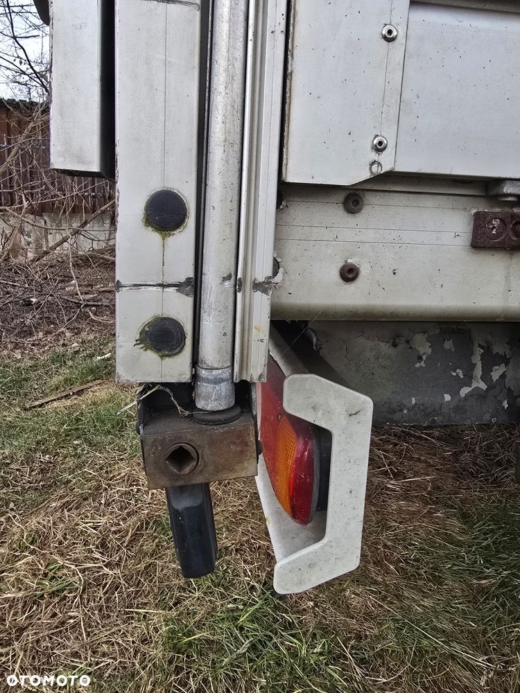 Zabudowa plandeka plus sypialnia kurnik - 10