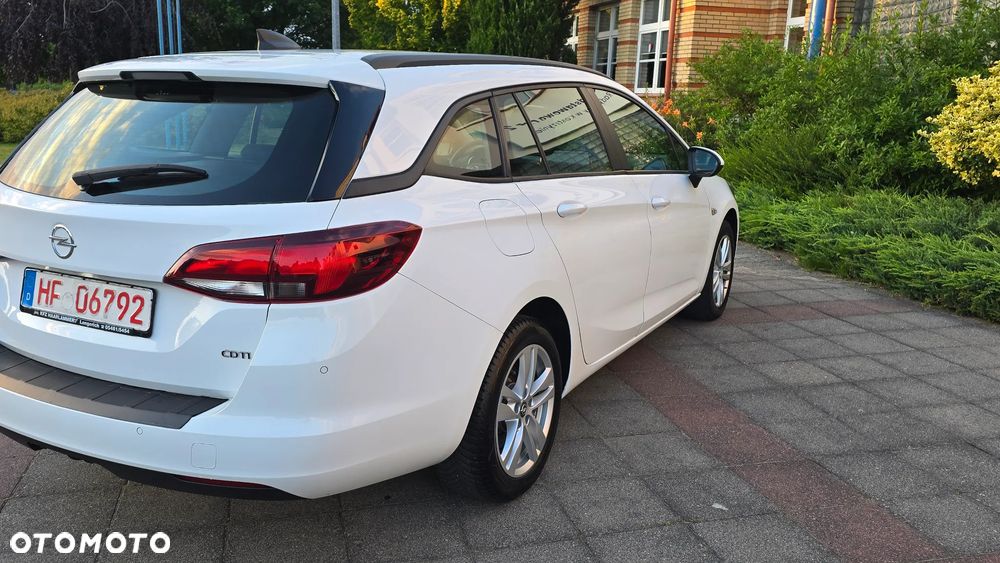Opel Astra - 34