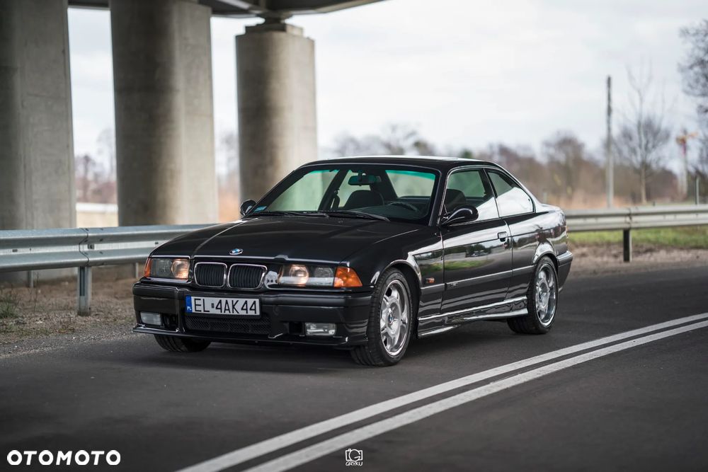 BMW M3 Standard - 1