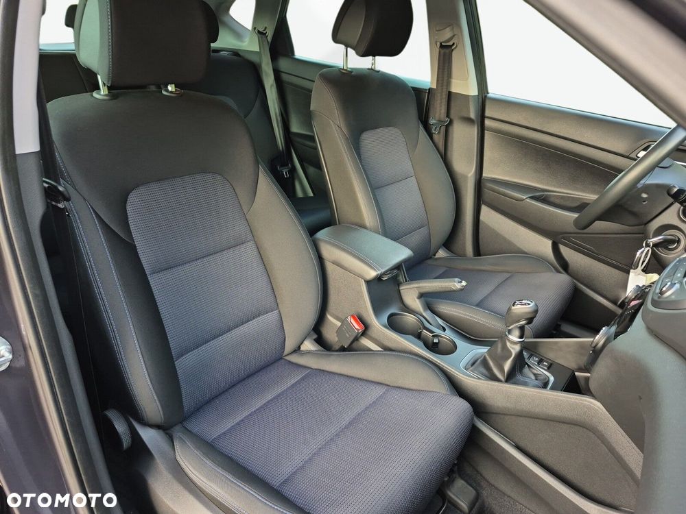 Hyundai Tucson 1.6 GDI BlueDrive Style 2WD - 11