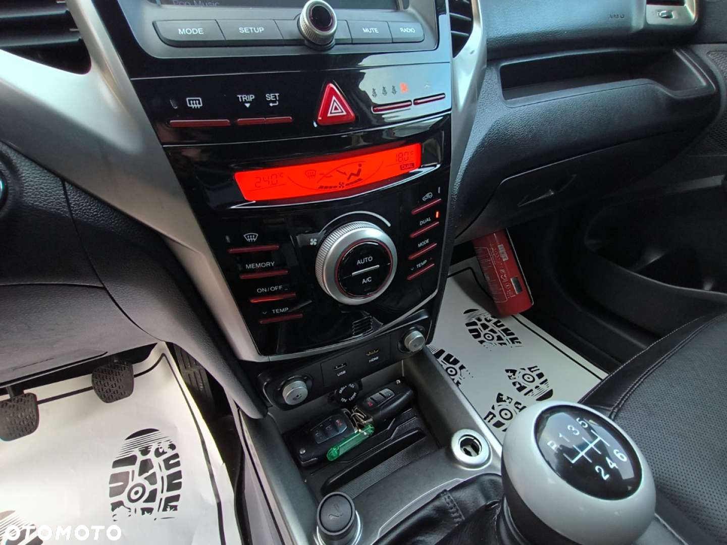 SsangYong/KGM Tivoli - 11