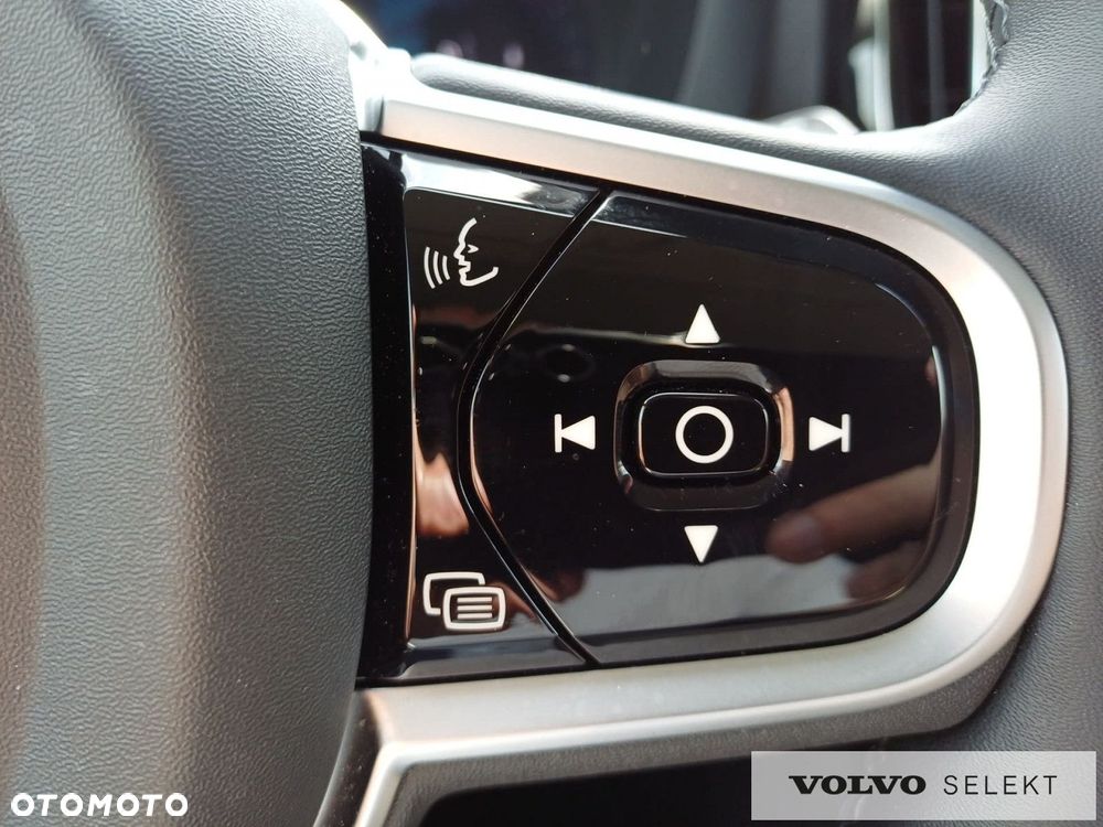 Volvo XC 60 - 25