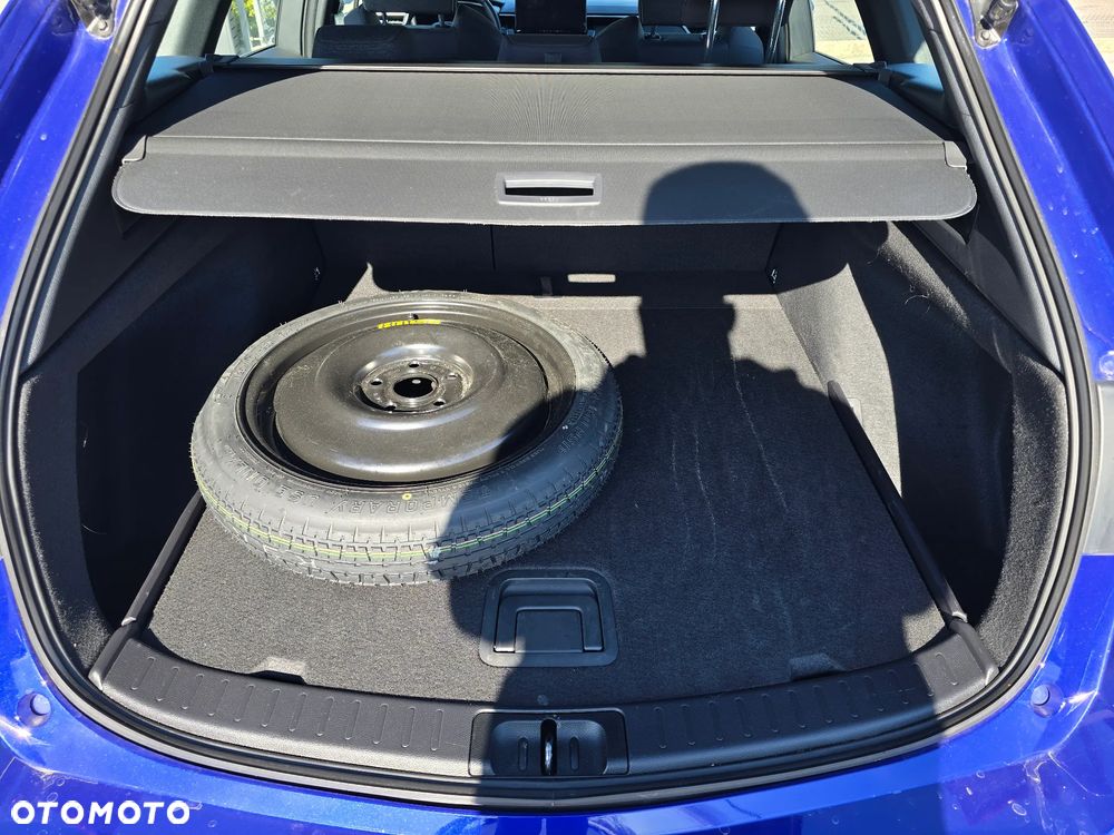 Toyota Corolla 1.8 Hybrid Comfort - 38