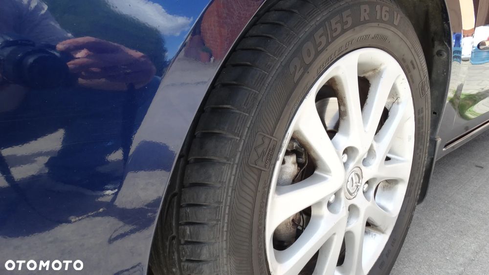 Mazda 3 1.6 16V Exclusive - 8