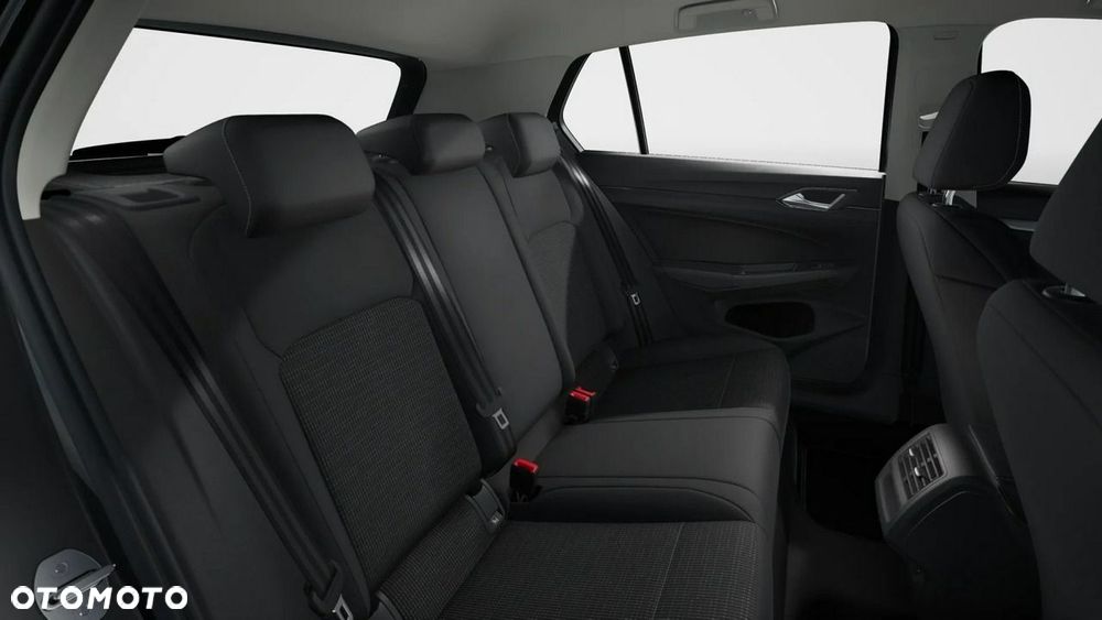 Volkswagen Golf - 12