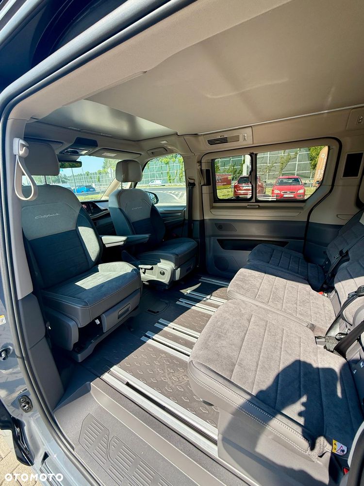 Volkswagen California - 32