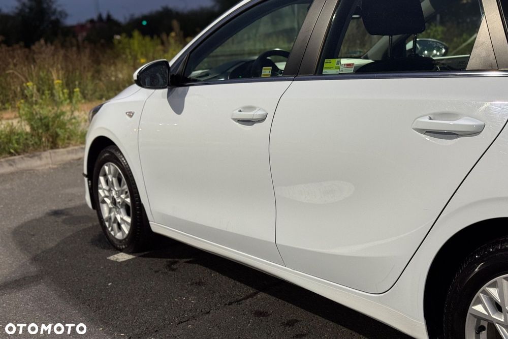 Kia Ceed 1.5 T-GDI M - 16