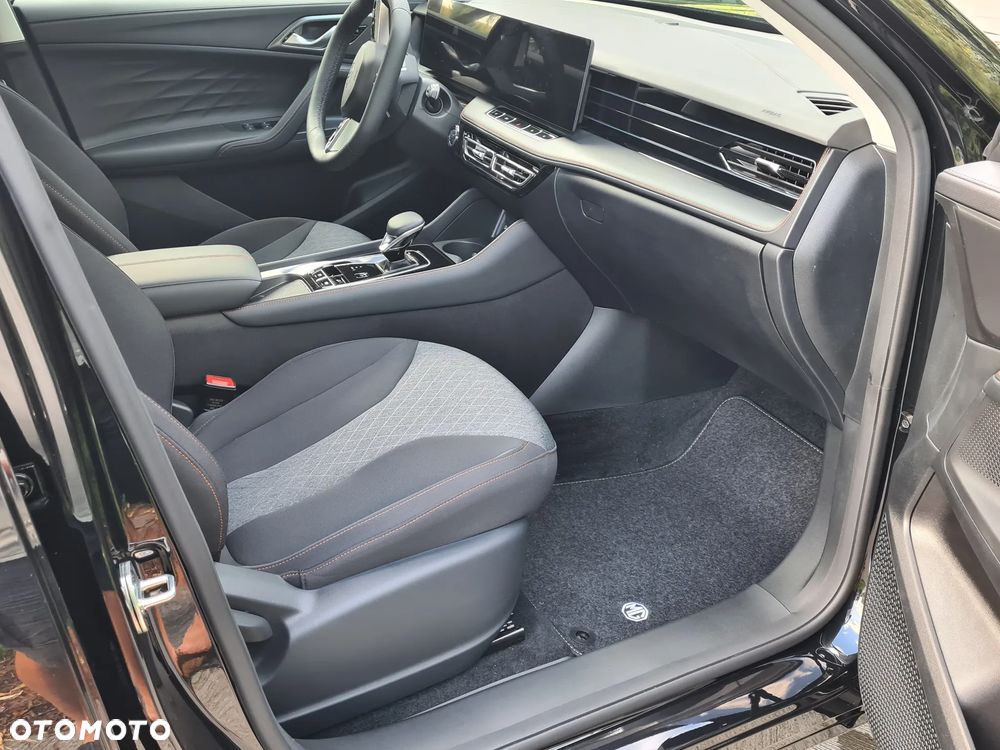 MG HS 1.5 T-GDI Excite DCT - 20