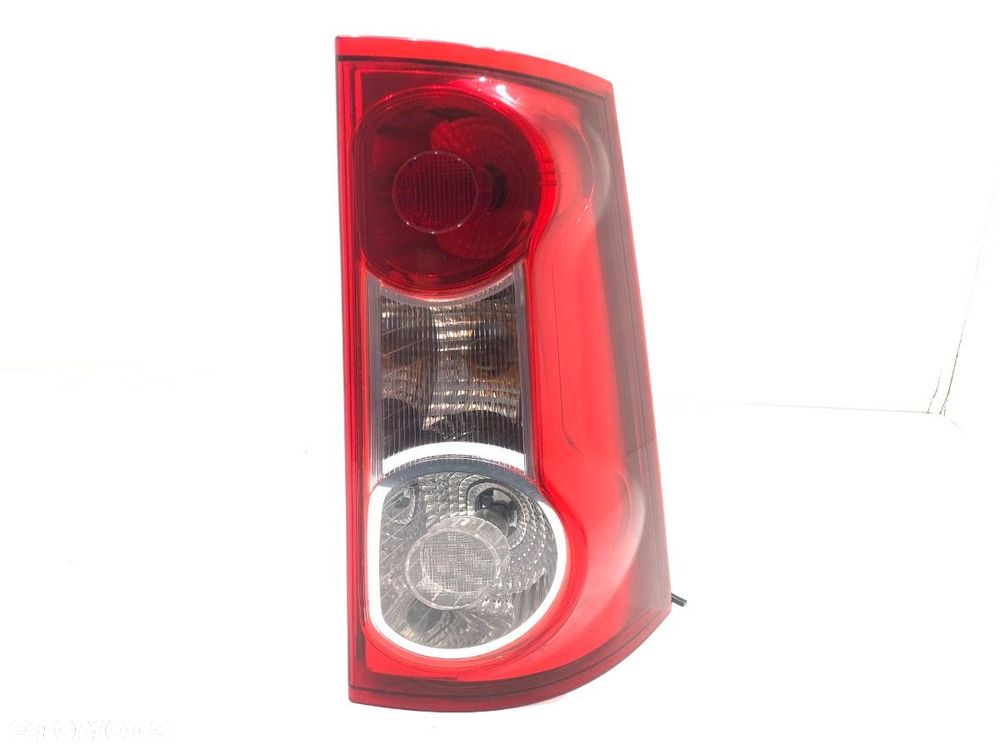 LAMPA PRAWY TYŁ  DACIA LOGAN MCV (KS_) 2007 - 2022 1.4 55 kW [75 KM] benzyna 2007 - 2022 8200864610 - 1